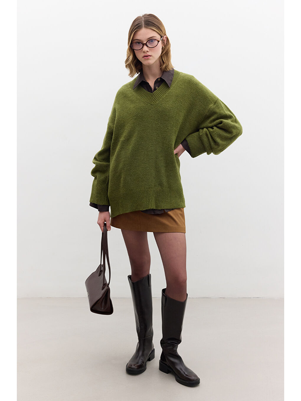 Düz Örgü V Yaka Triko Kazak Yeşil-1