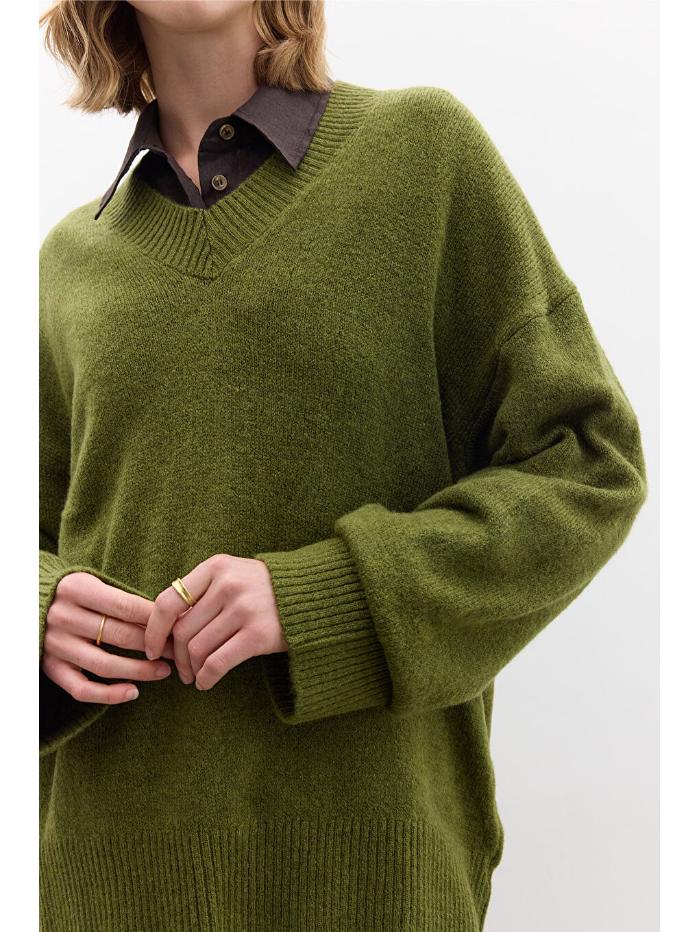 Düz Örgü V Yaka Triko Kazak Yeşil-4