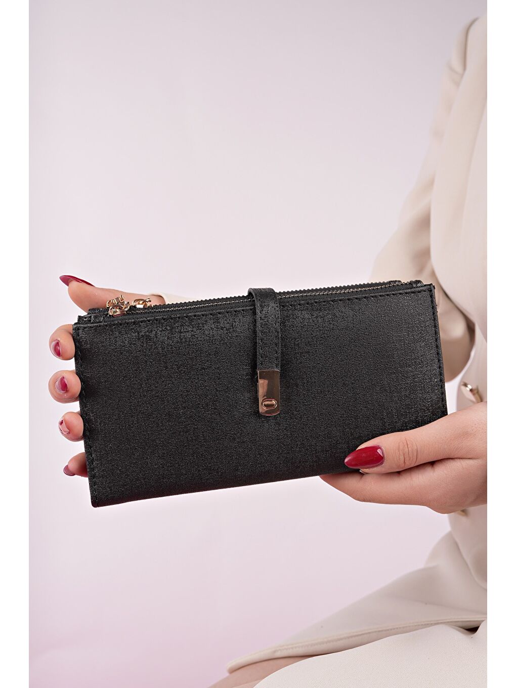 Siyah PERFECT Telefon ve Bozuk Para Bölmeli Zarf Model Kadın Cüzdan