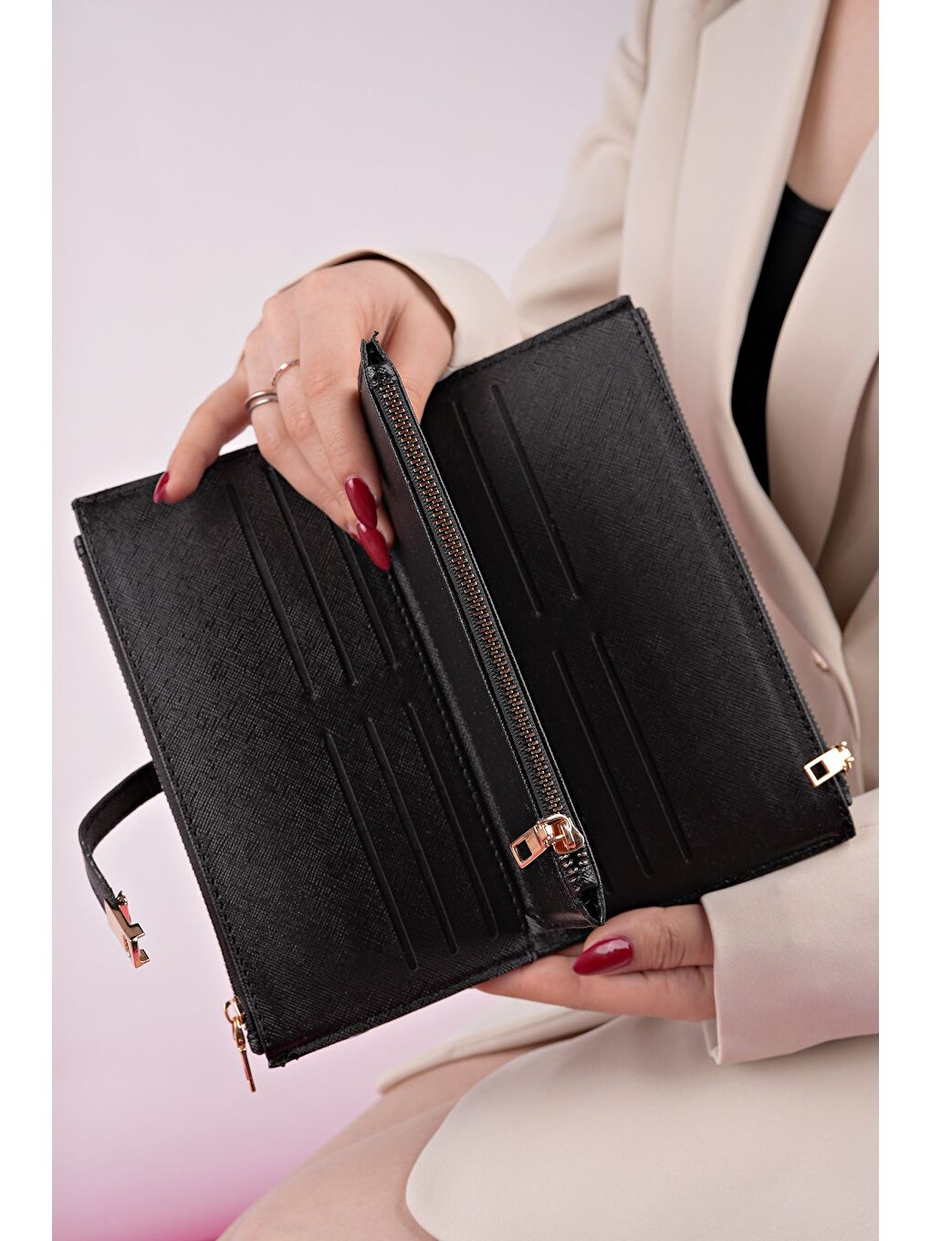 Siyah PERFECT Telefon ve Bozuk Para Bölmeli Zarf Model Kadın Cüzdan-1