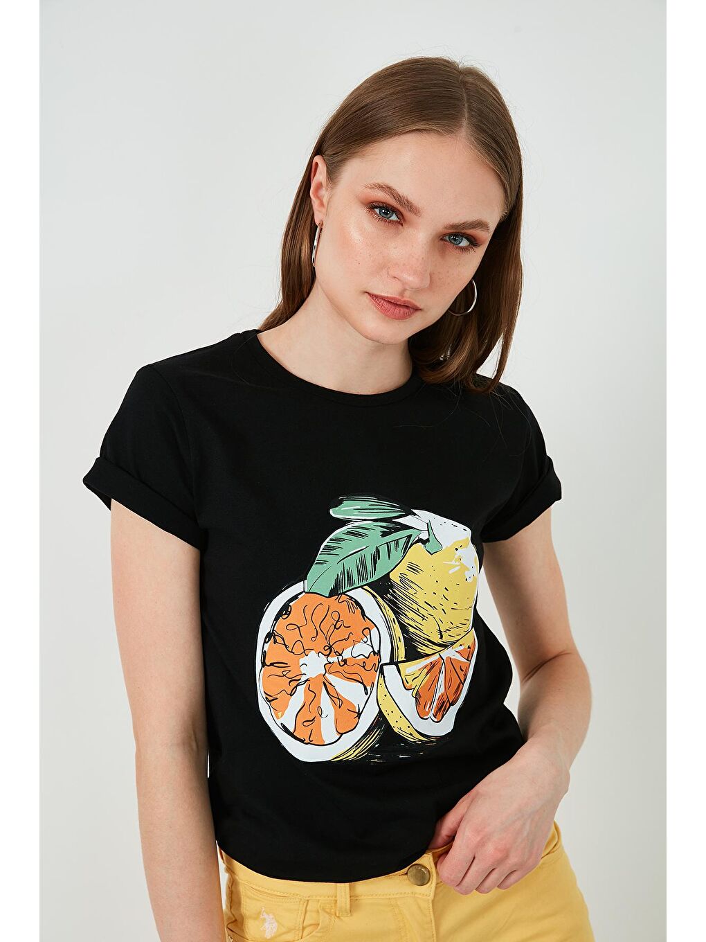 Siyah Baskılı Bisiklet Yaka % 100 Pamuk T Shirt 6001018-1