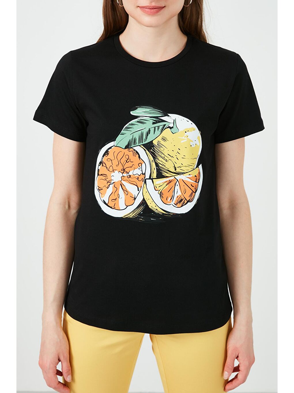 Siyah Baskılı Bisiklet Yaka % 100 Pamuk T Shirt 6001018-4