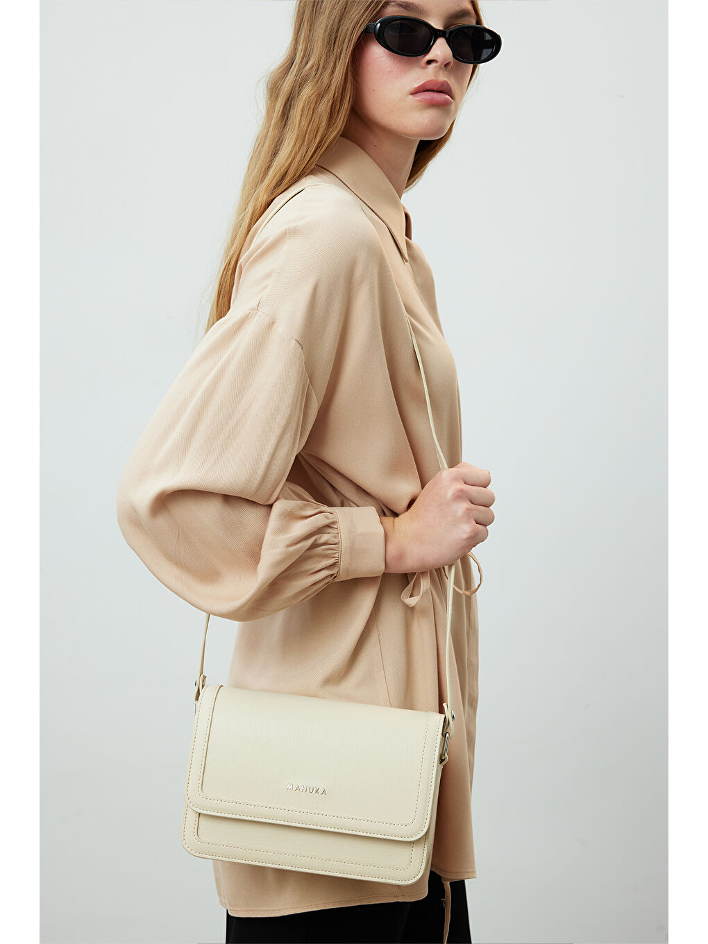 Kapaklı Omuz Çantası Bej-1
