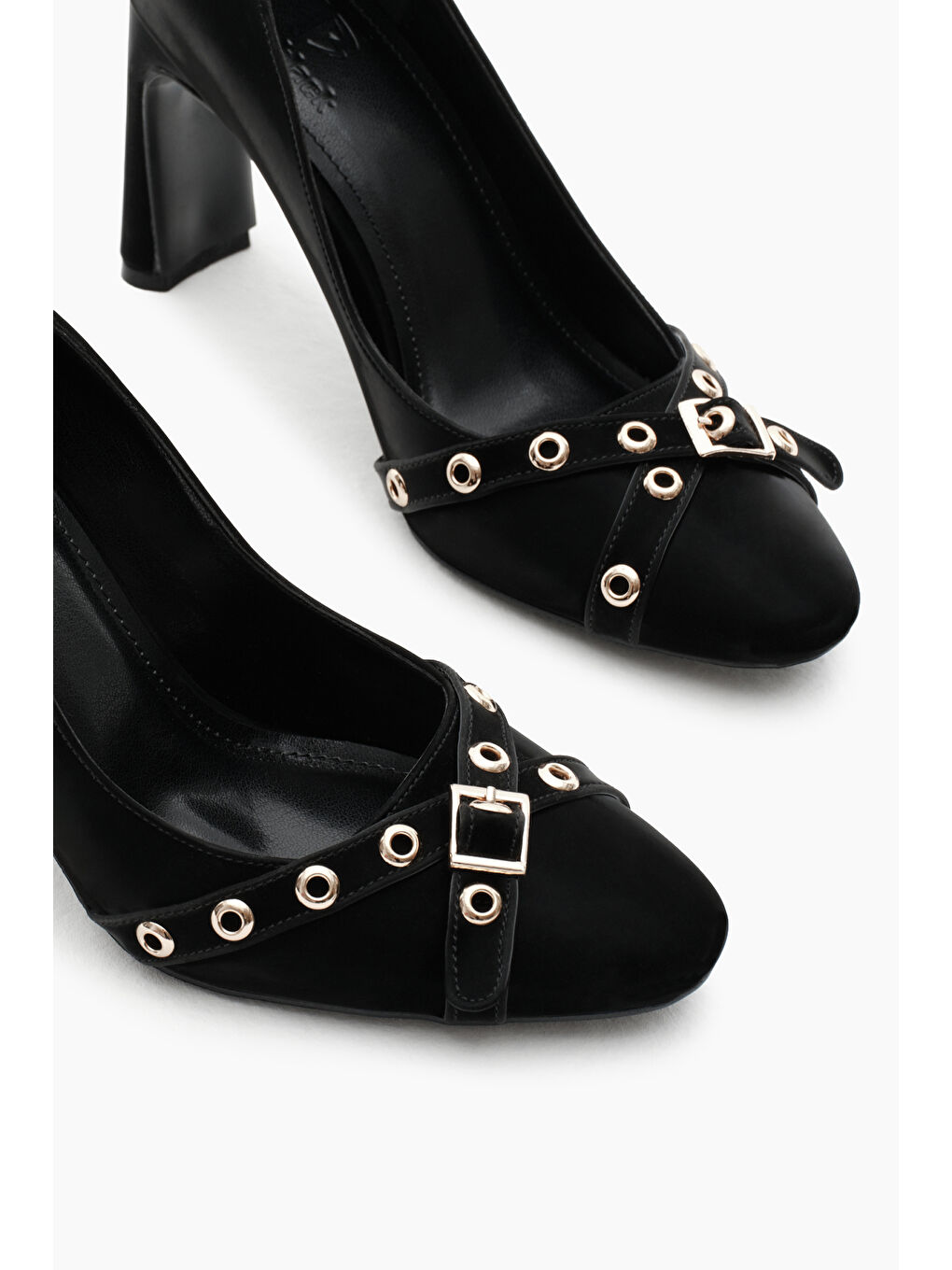 Kadın Siyah Neolit Taban Önü Şerit Tokalı Yüksek Topuklu Ayakkabı-2