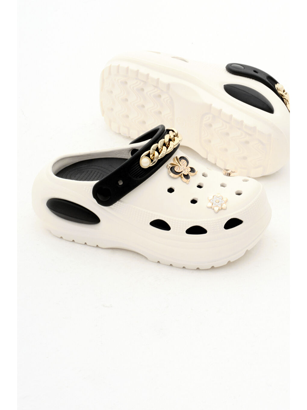 Kadın Bej Siyah Çıkartılabilir Taban Zincir Detaylı Yüksek Taban Eva Sandalet-3