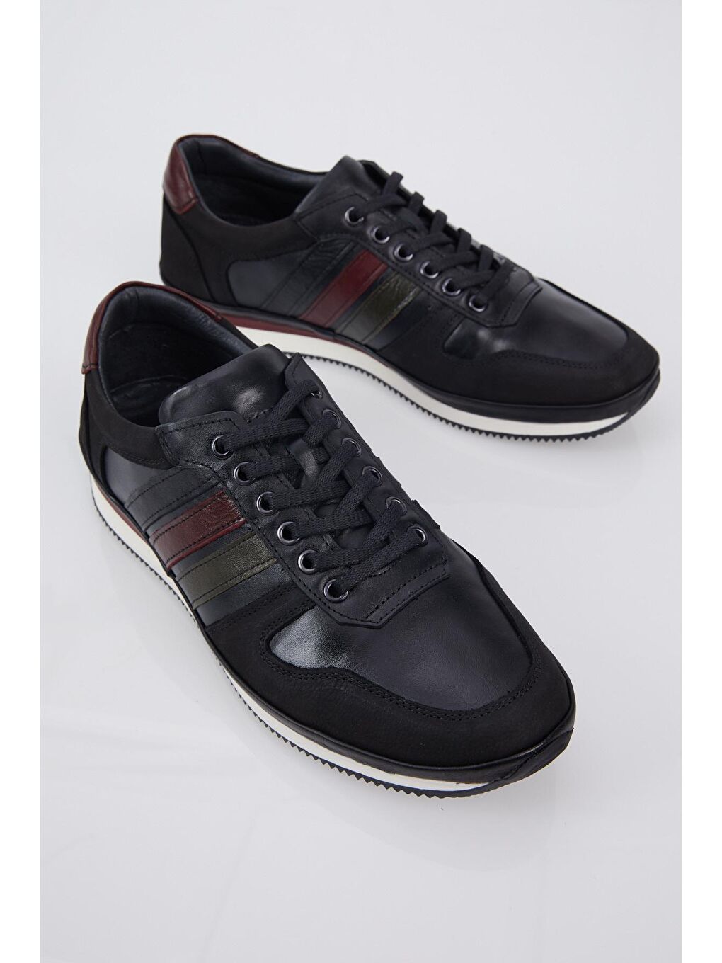 Erkek Siyah Bağcıklı Yanı Bantlı Rahat Kalıp Hakiki Deri Spor Ayakkabı-2