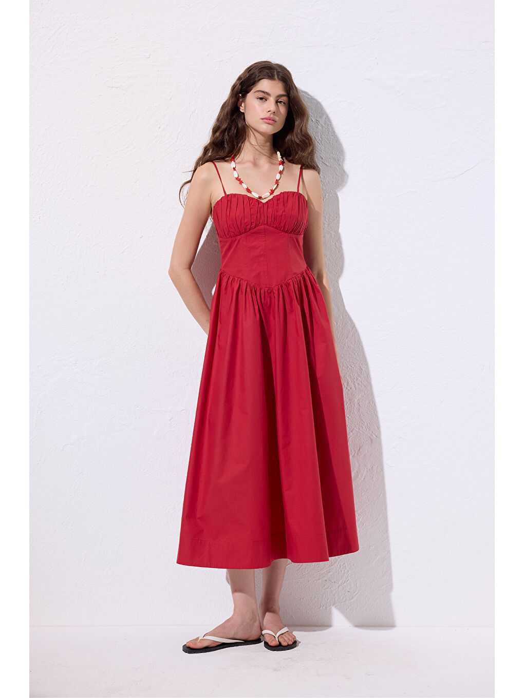 Büzgülü Korsajlı Elbise Kırmızı