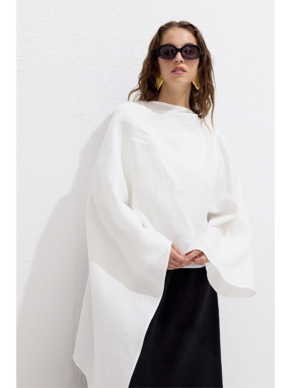 Asimetrik Keten Pelerin Bluz Ekru
