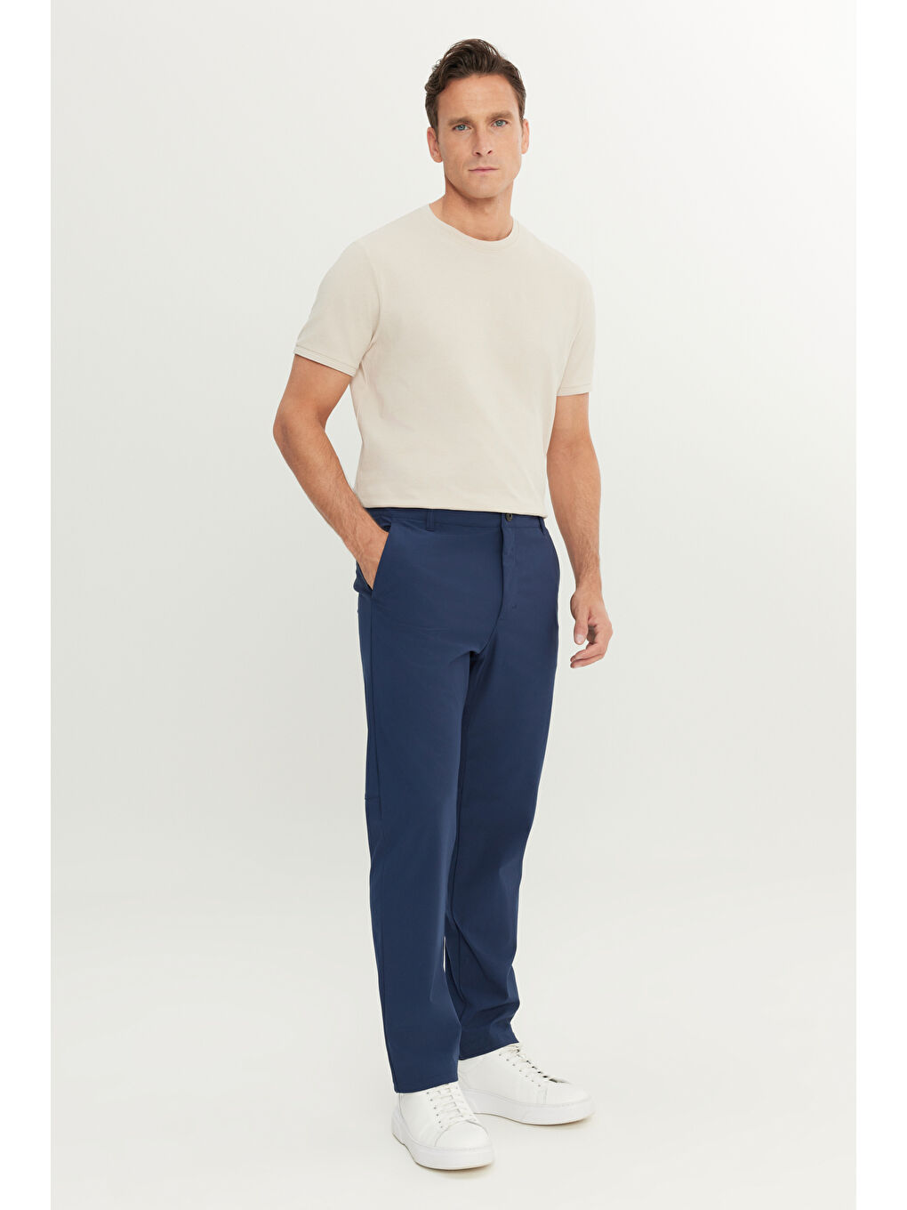 Erkek Lacivert 360 Her Yöne Esneyen Slim Fit Dar Kesim Yan Cep Pantolon-1