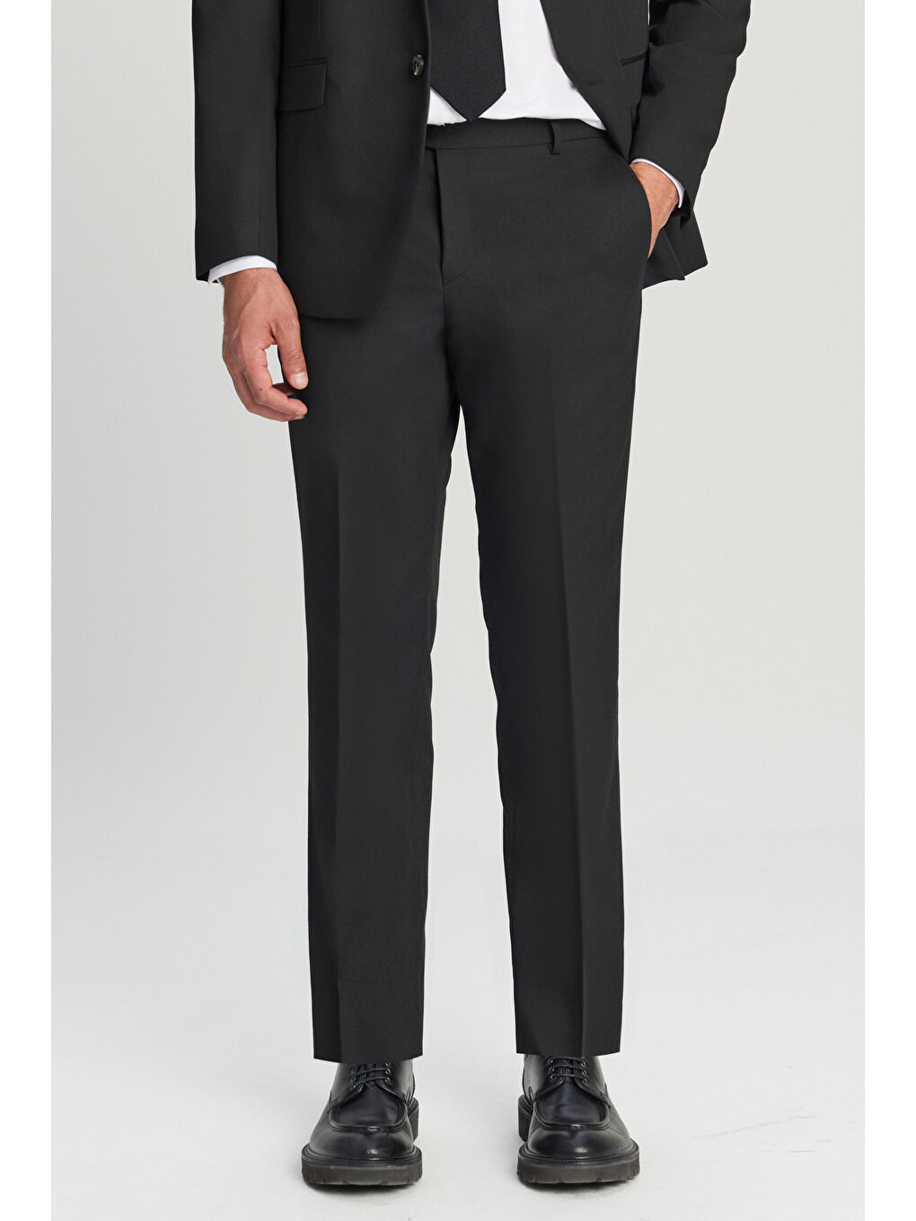 Erkek Siyah Slim Fit Dar Kesim Mono Yaka Takım Elbise-3