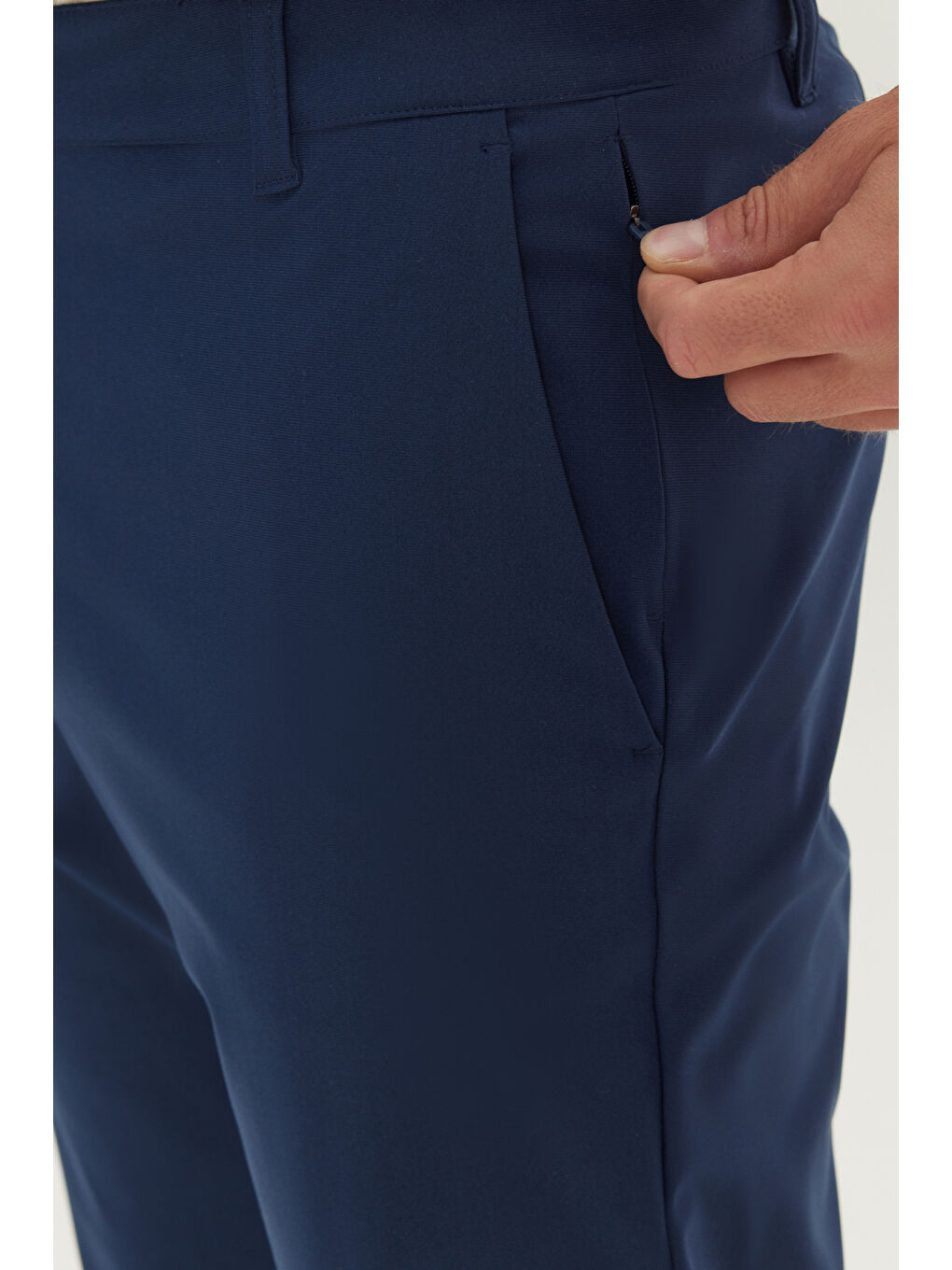 Erkek Lacivert 360 Her Yöne Esneyen Slim Fit Dar Kesim Yan Cep Pantolon-4