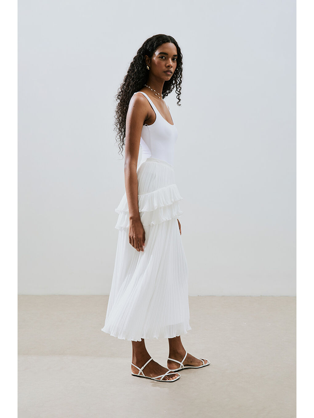 Mila Piliseli Katlı Etek Ekru-3