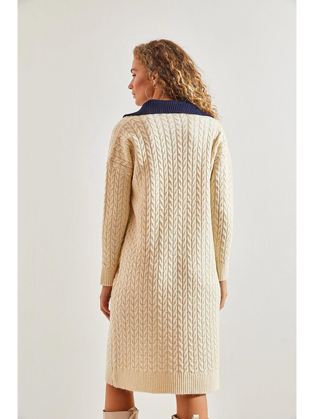 Ekru Kadın Yakası Renkli Triko Elbise-1