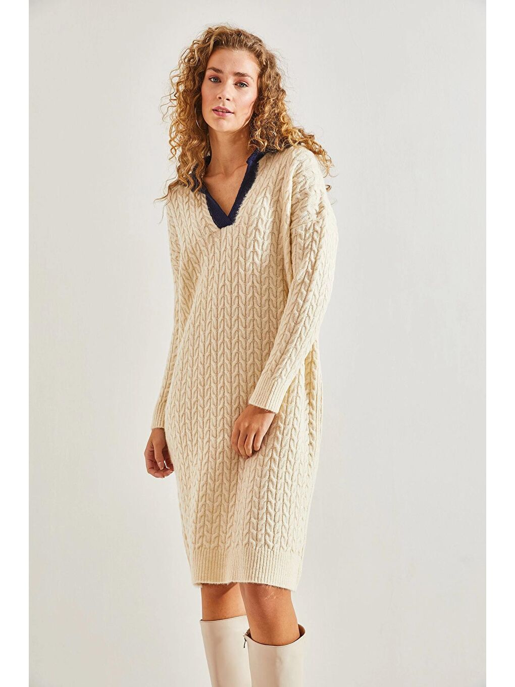 Ekru Kadın Yakası Renkli Triko Elbise-3