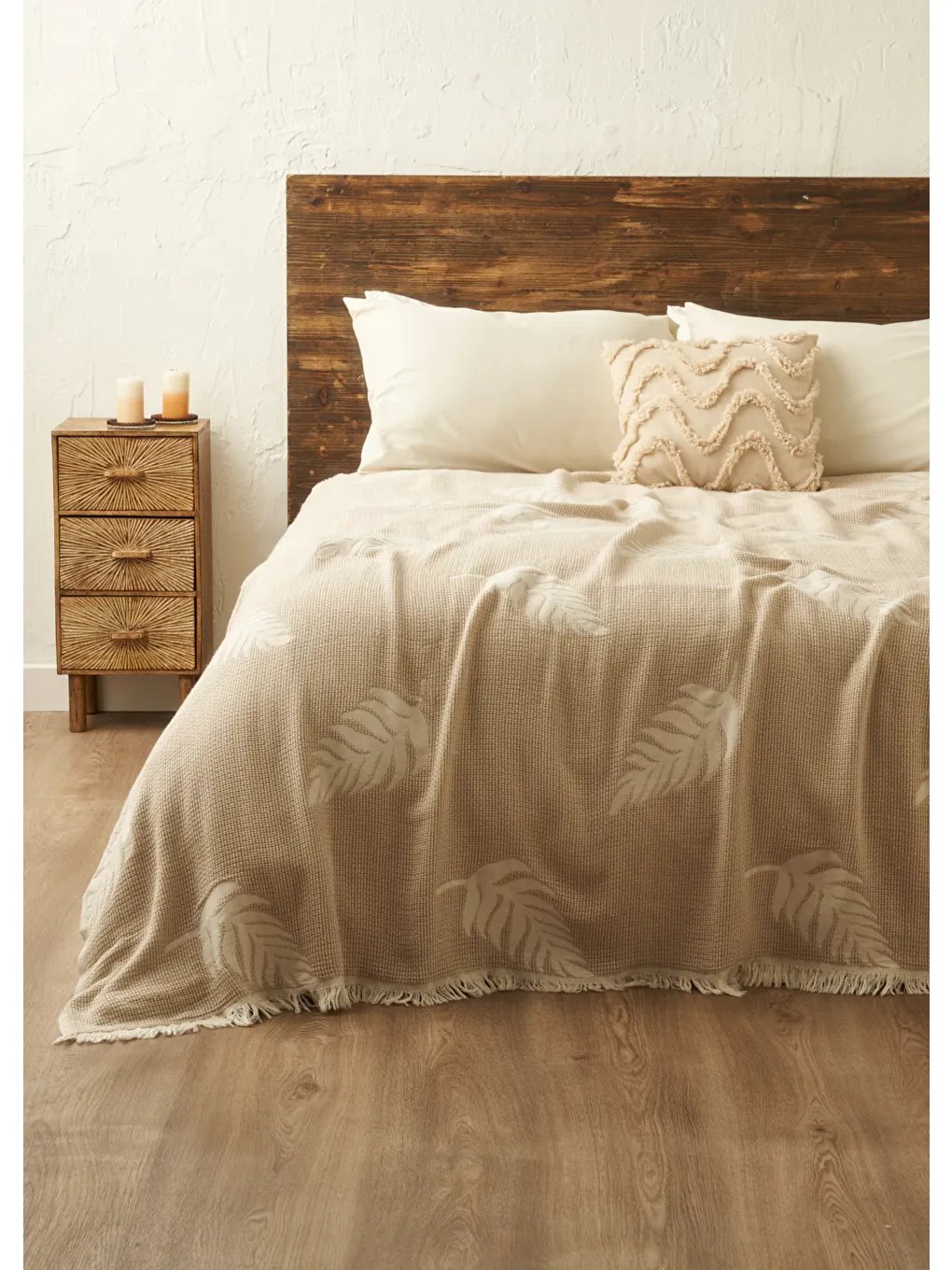 Amaya Pamuklu Çift Kişilik Yatak Örtüsü Bej (200x220 cm)