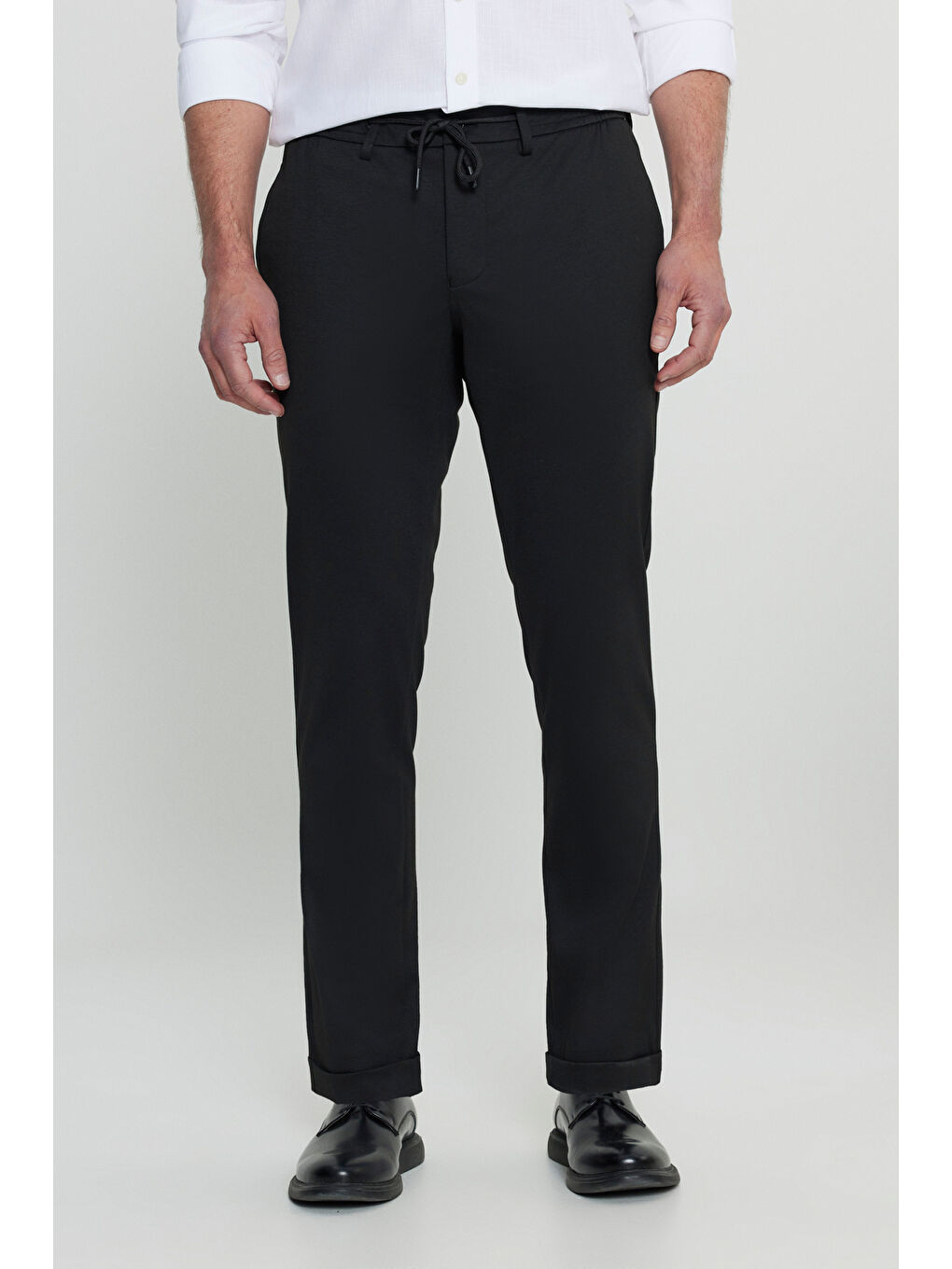 Erkek Siyah Slim Fit Dar Kesim Beli Bağlamalı Yan Cep Esnek Casual Pantolon-4