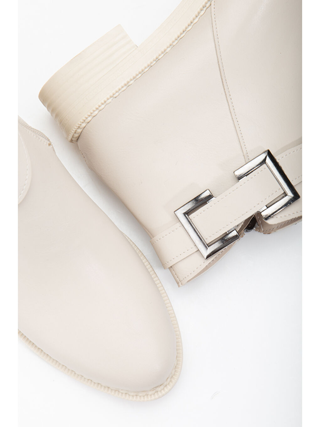 Bej Kadın Ten Cilt Termo Taban Tokalı Fermuarlı Kısa Topuklu Bot-2