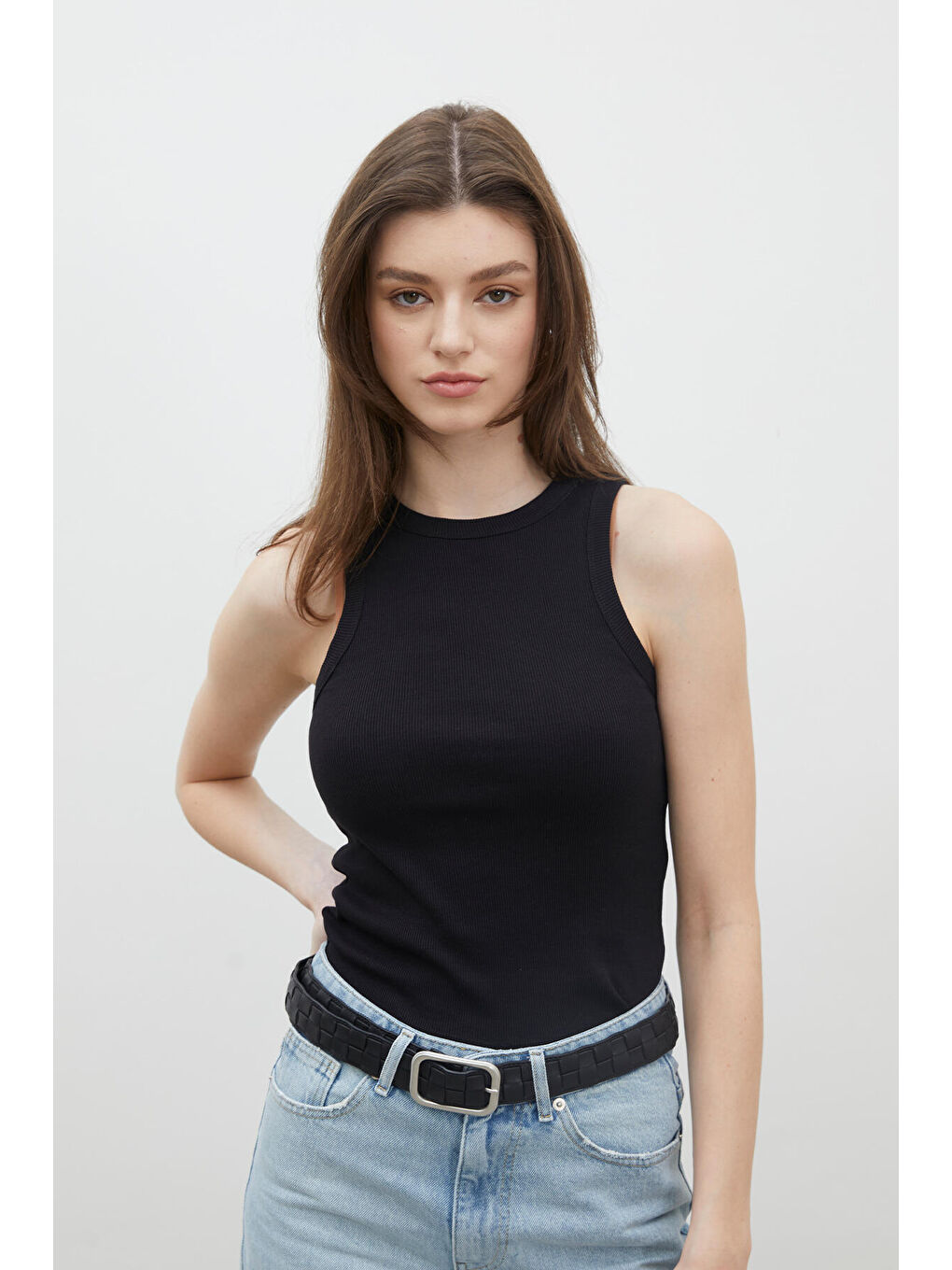 Siyah Pamuklu Sıfır Kol Body