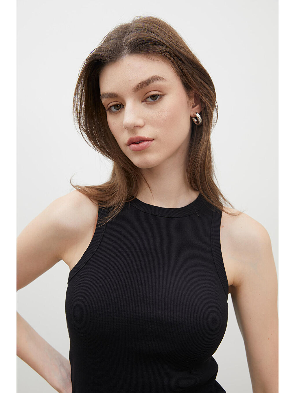 Siyah Pamuklu Sıfır Kol Body-1