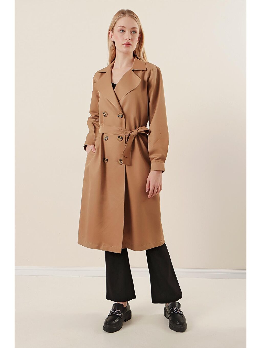 Sarı Kadın Camel Kruvaze Yaka Beli Bağlamalı Düğmeli Trençkot-1