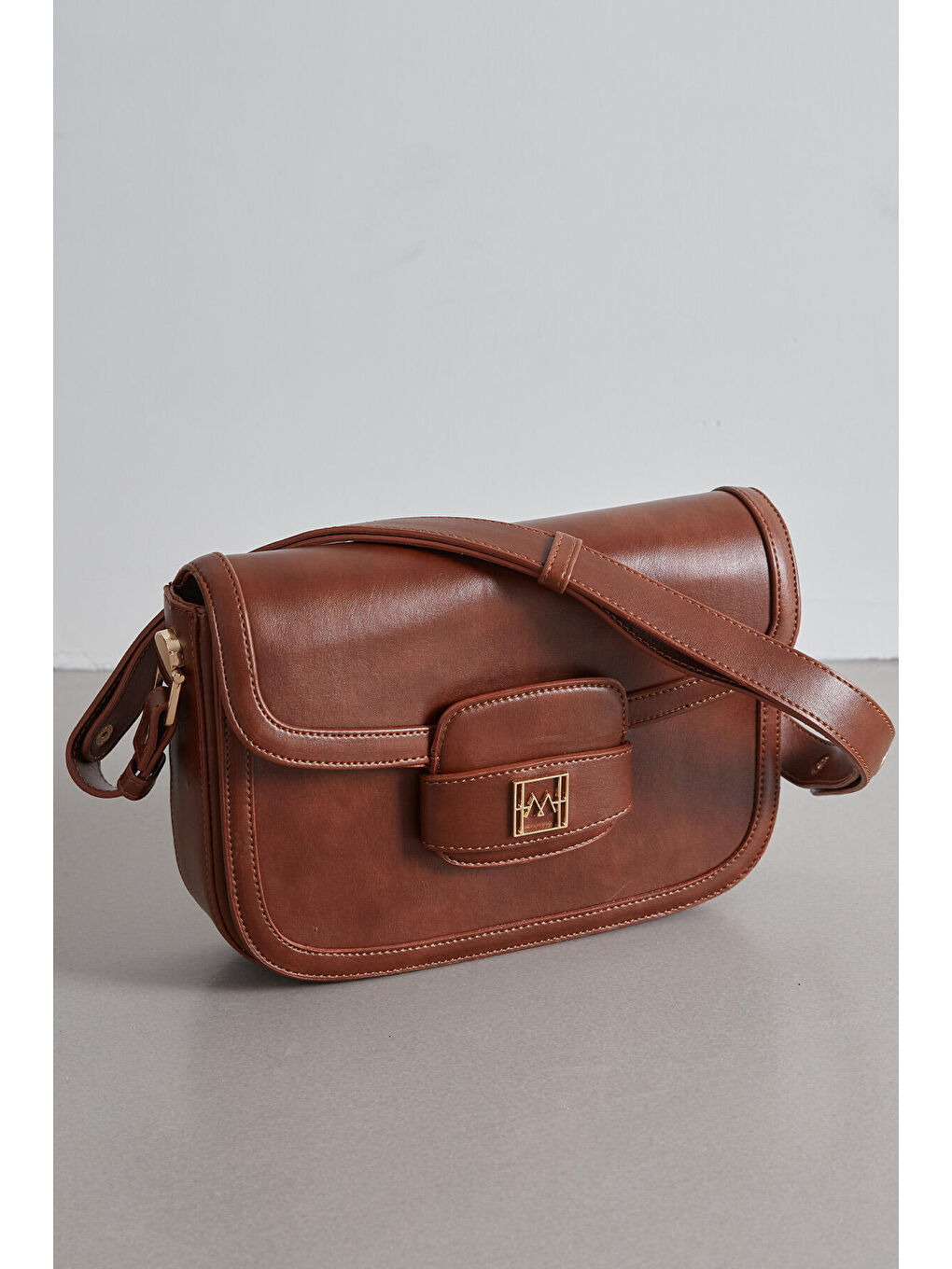 Kahverengi Premıum Kapaklı Çanta Taba-4