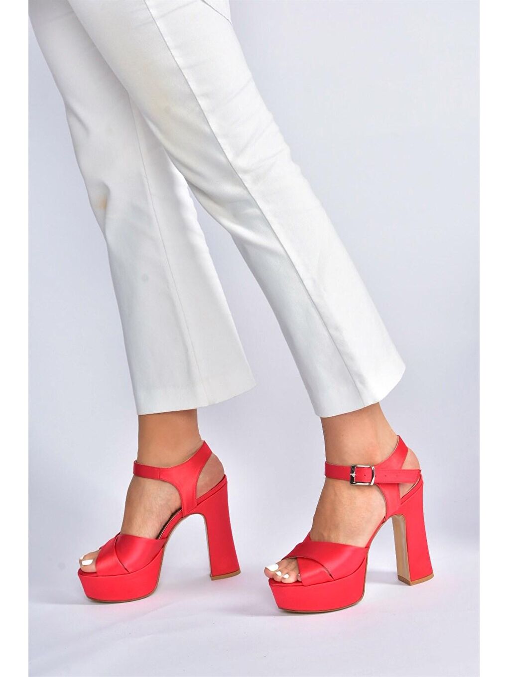 Kırmızı Saten Kumaş Platform Topuklu Kadın Abiye Ayakkabı M348202404-2