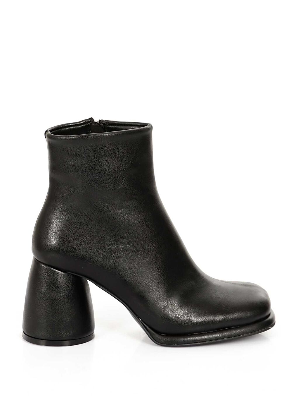 Siyah Küt Burun Topuklu Fermuarlı Kadın Günlük Bot 32100-3