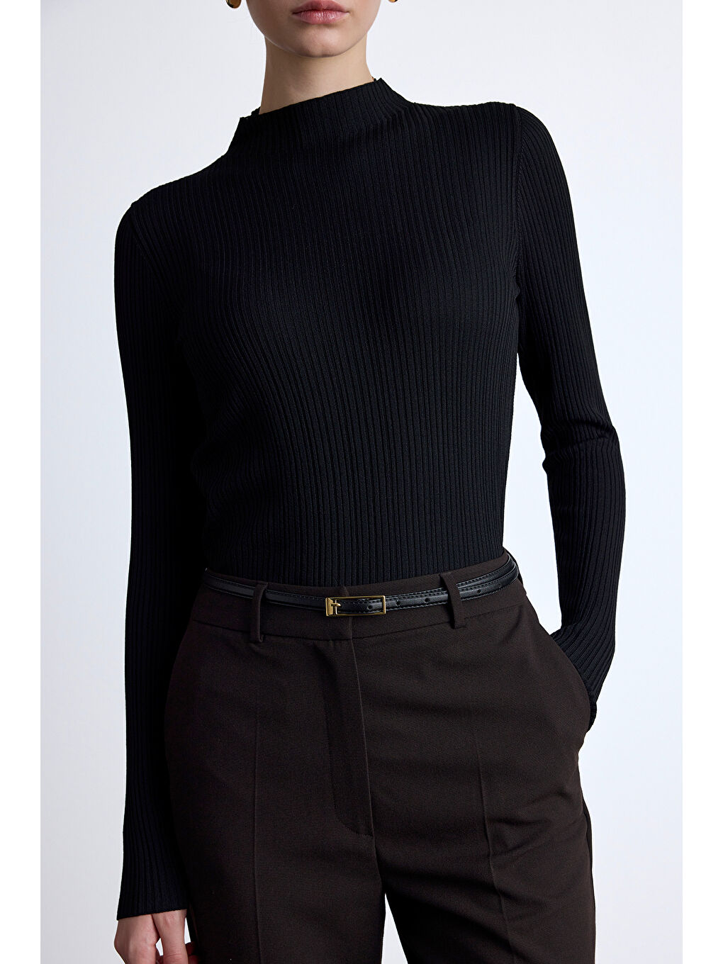 Yüksek Yaka Triko Bluz Siyah-3