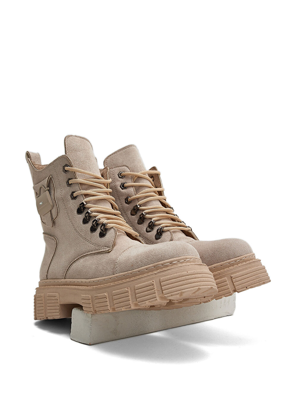 Bej Kadın Ten Süet Rahat Kalıp Yüksek Taban Tokalı Bağcıklı ve Fermuarlı Bot-2