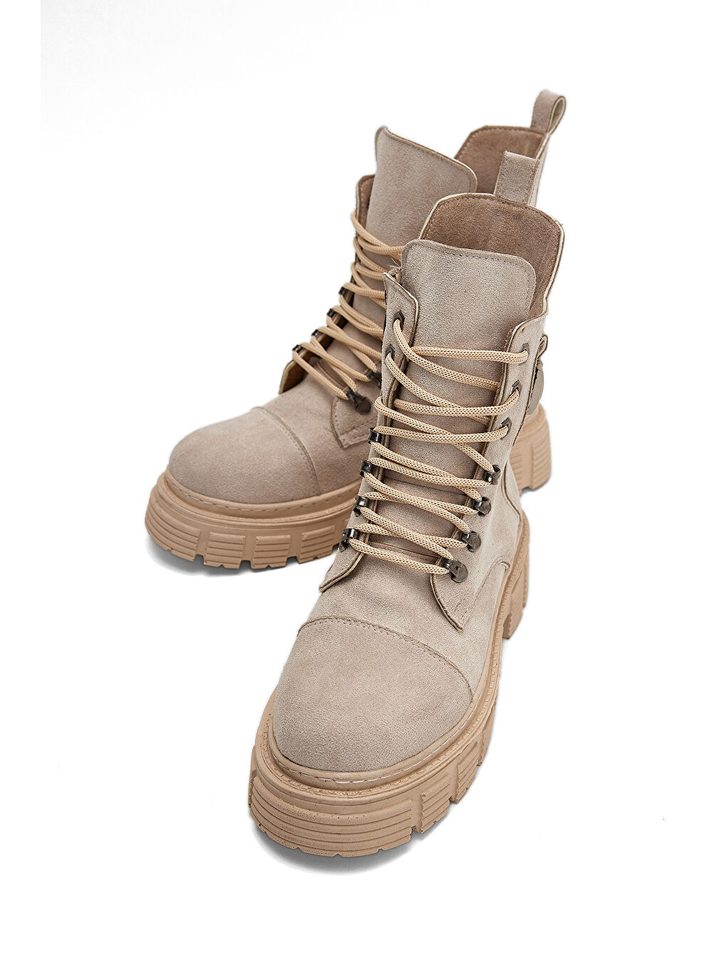 Bej Kadın Ten Süet Rahat Kalıp Yüksek Taban Tokalı Bağcıklı ve Fermuarlı Bot-3