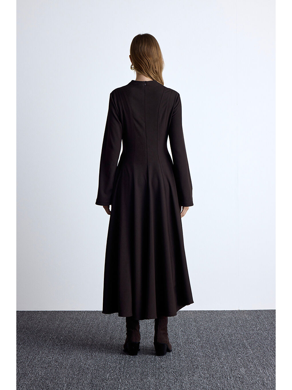 Kahverengi Volanlı Fit Uzun Elbise Acı Kahve-7