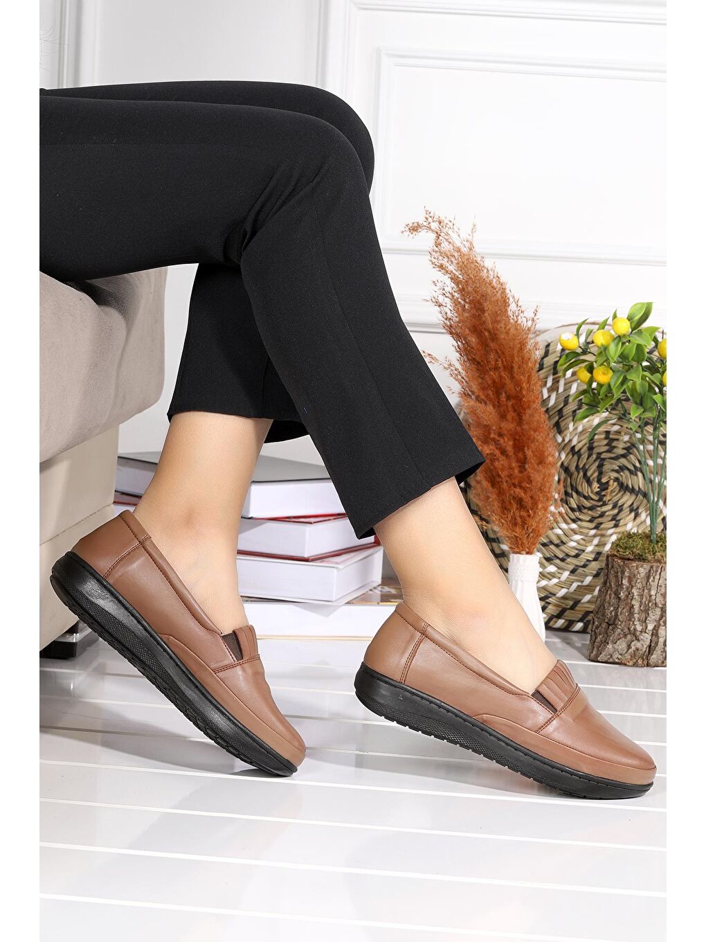 Bej Rahat Konfor Özel Topuk Jeli Anne Günlük Ayakkabı P 04-1