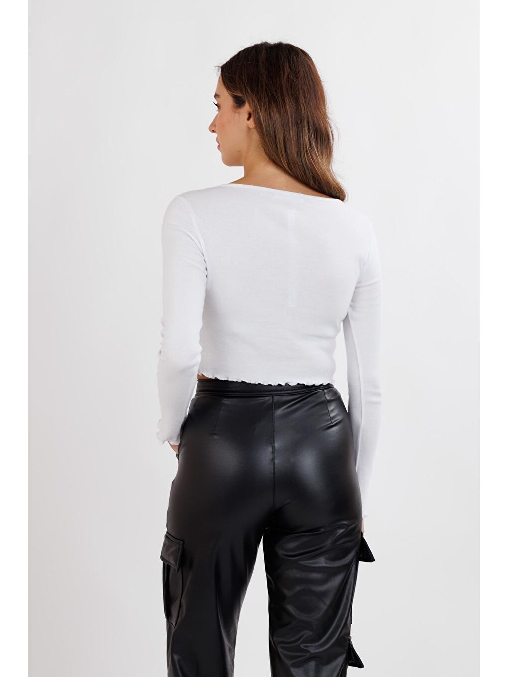 Kadın Beyaz V Yaka Baby Overlok Ribana Uzun Kol Body-3