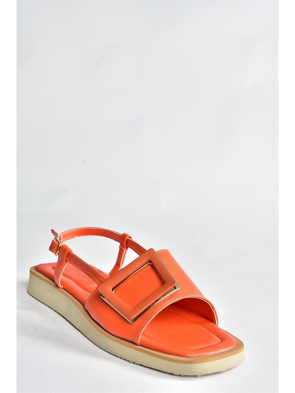 Turuncu Tokalı Günlük Kadın Sandalet P252151509