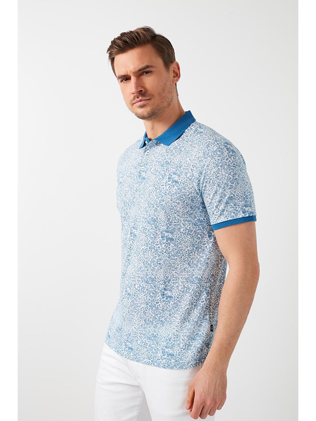 Mavi % 100 Pamuklu Desenli Polo Yaka Tişört 5968004-2