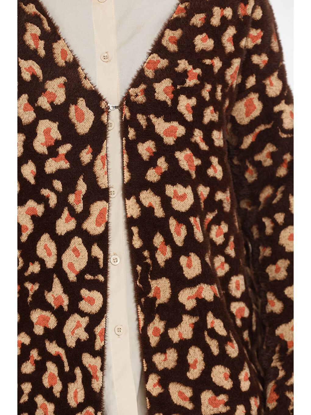 Kahverengi Leopar Desenli Sakallı Tesettür Triko Hırka-6