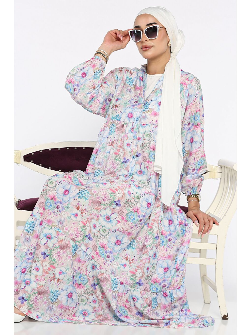 Mavi Bilek Lastikli Ön Düğme Detaylı Desenli Yazlık Tesettür Elbise-3