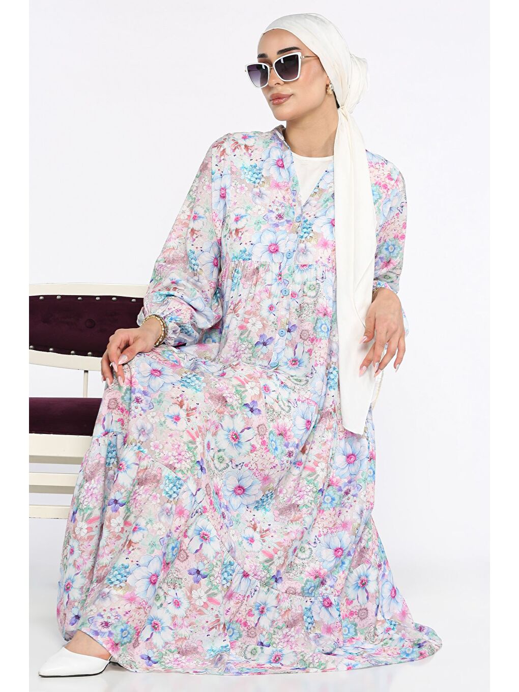 Mavi Bilek Lastikli Ön Düğme Detaylı Desenli Yazlık Tesettür Elbise-5