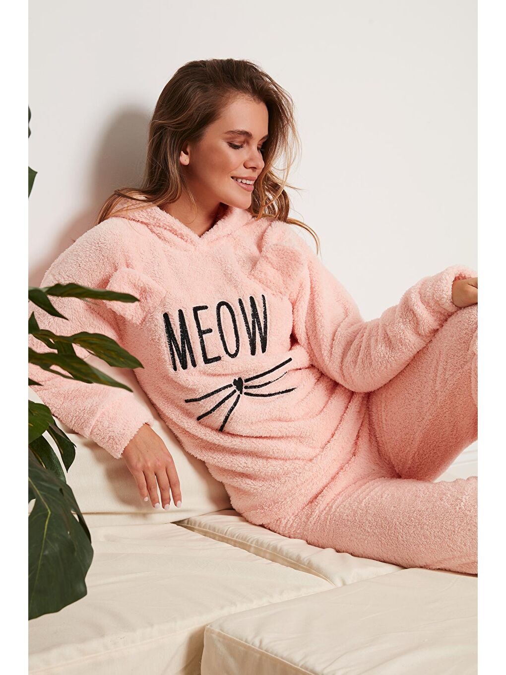 Turuncu Kapüşonlu Elastik Bantlı Peluş Pijama Takımı 6094130