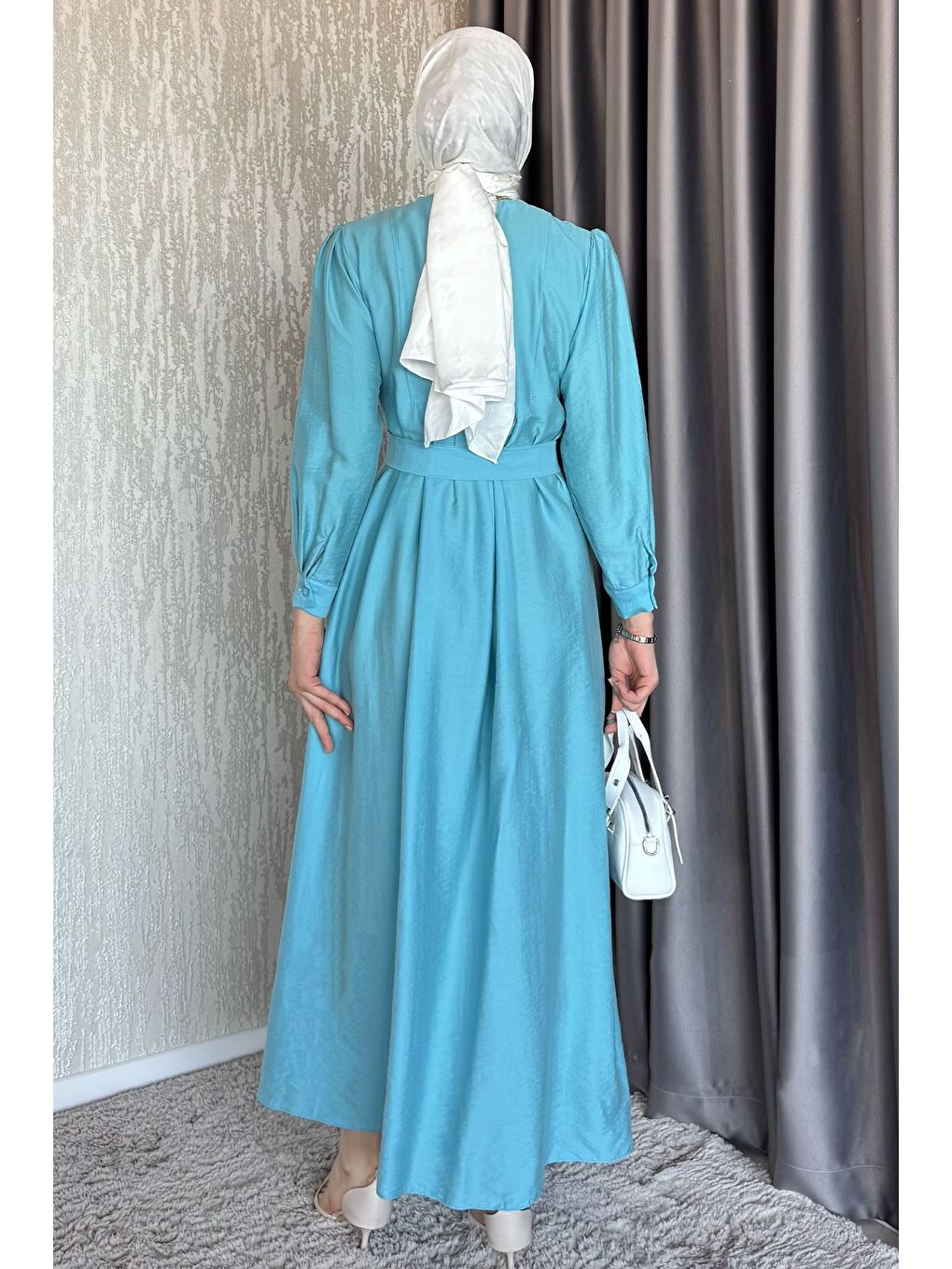 İndigo Bebe Yaka Ön Düğme Detaylı Pileli Kuşaklı Tesettür Elbise-7