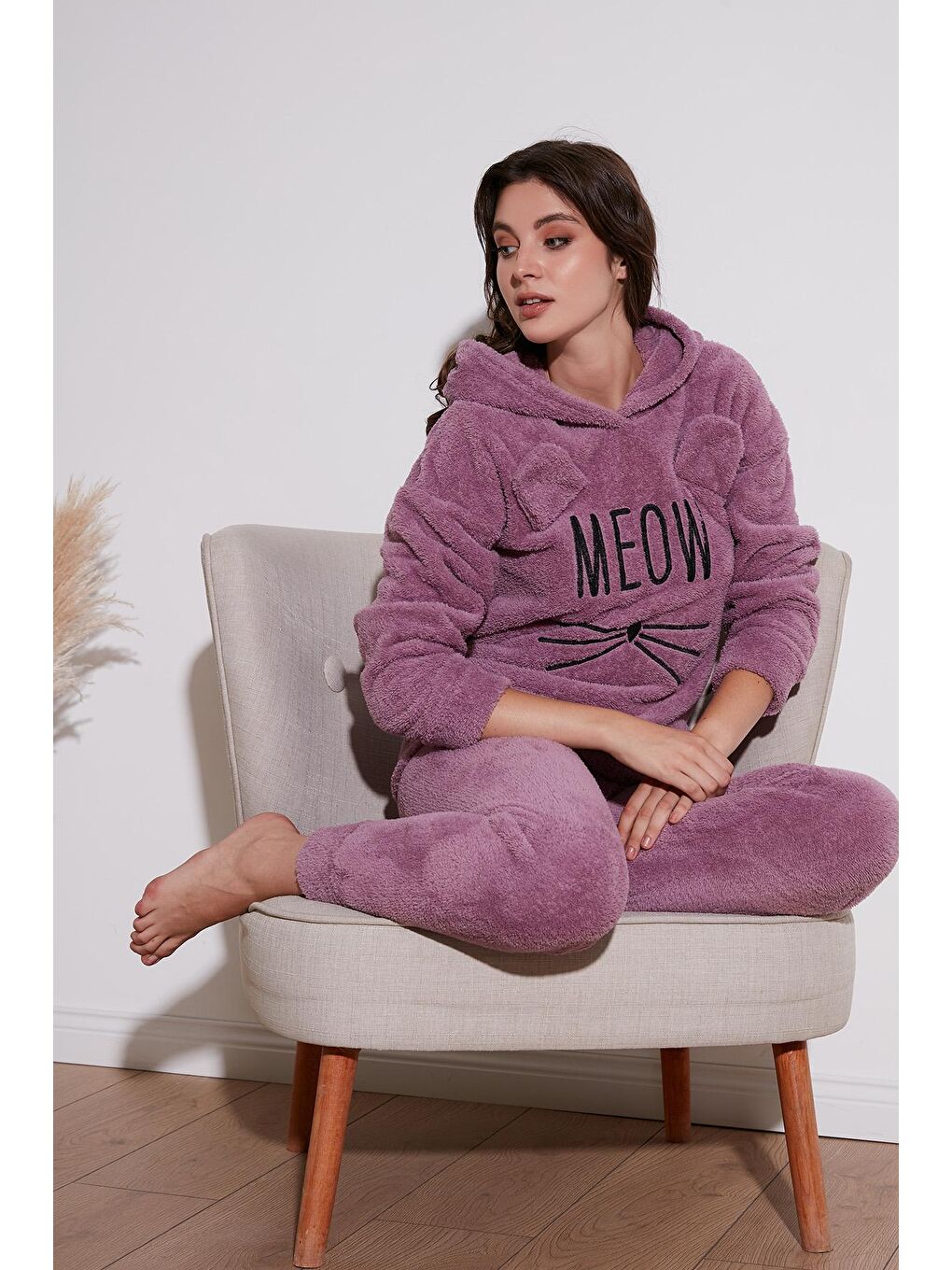 Lila Kapüşonlu Elastik Bantlı Peluş Pijama Takımı 6094130