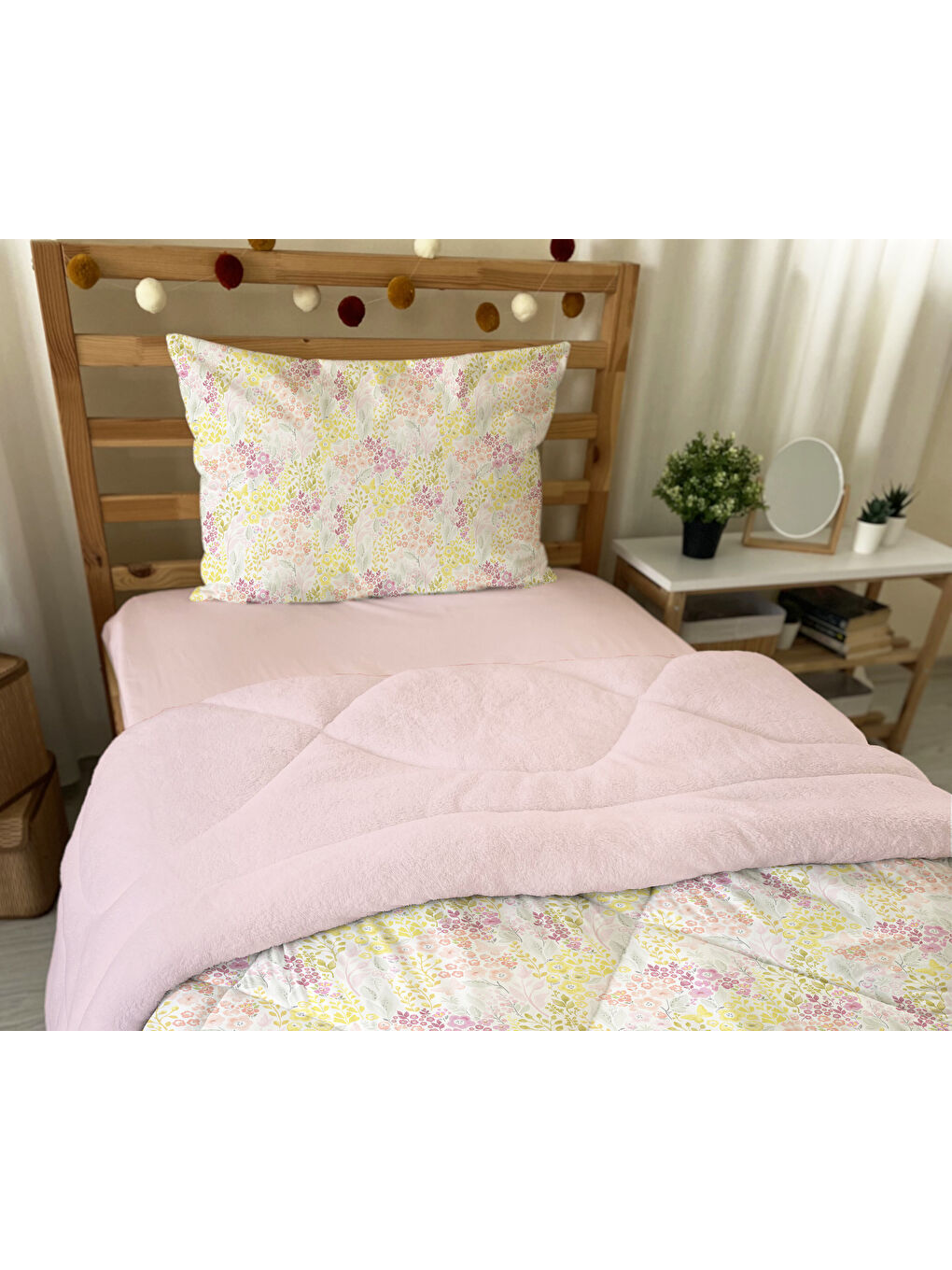 Karışık Çiçek Desenli Tek Kişilik 160x220 Cm Wellsoft Çift Taraflı Silikon Yorgan Ve Uyku Seti-3