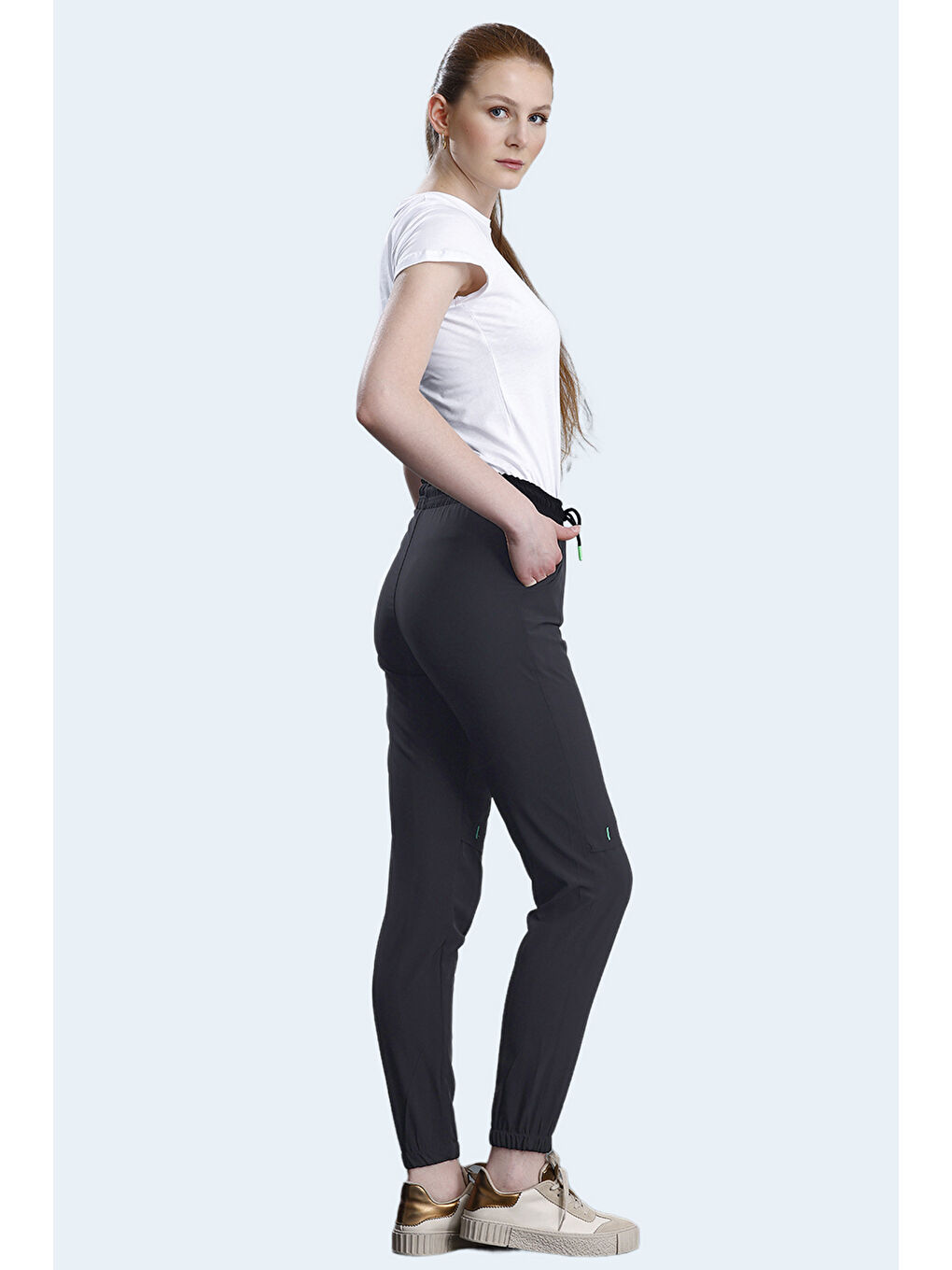 NADIYA Kadın Cepli Dar Paça Siyah Eşofman Altı-3