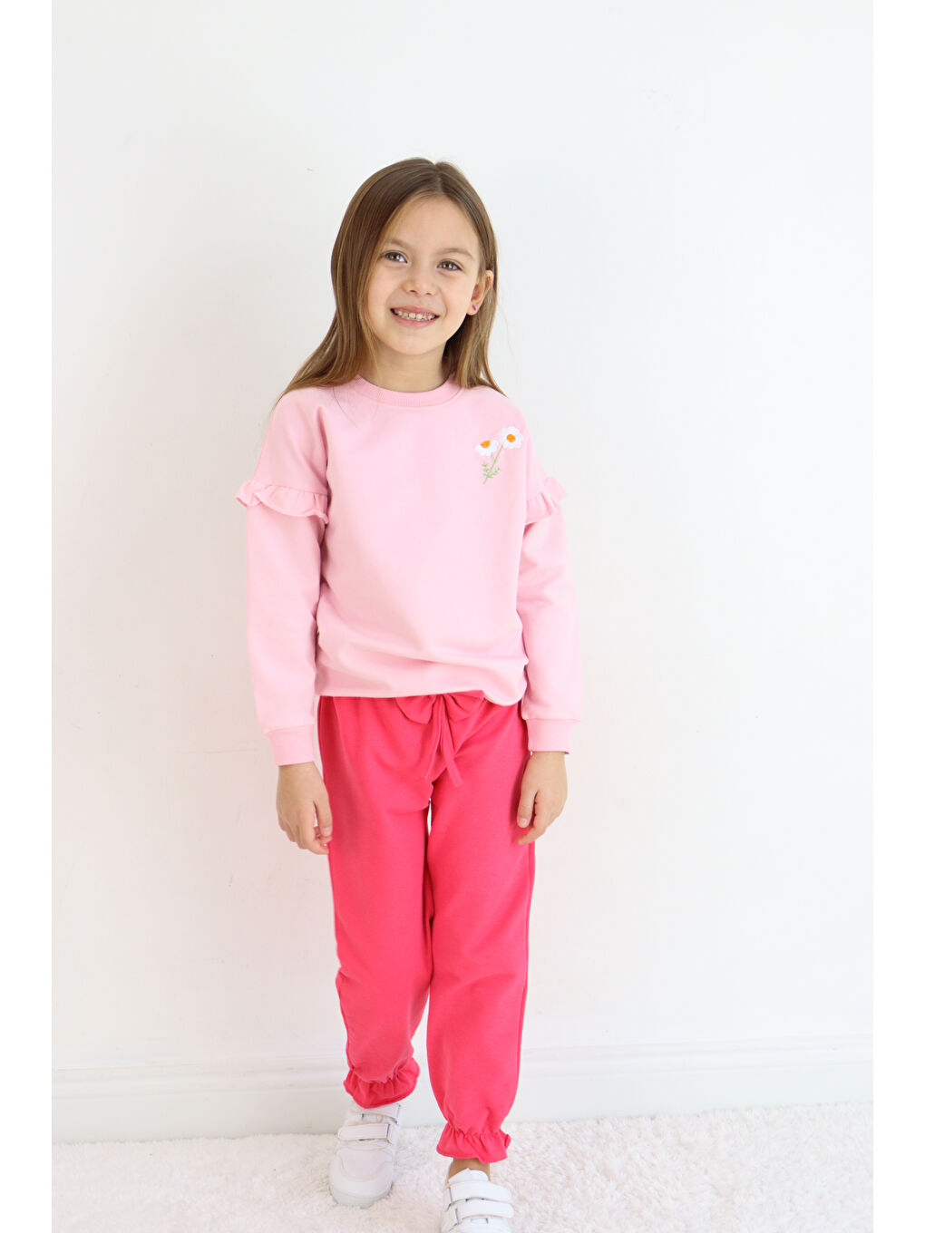 Pembe Bisiklet Yaka Kız Bebek Sweatshirt ve Eşofman Alt 2'li Takım-4