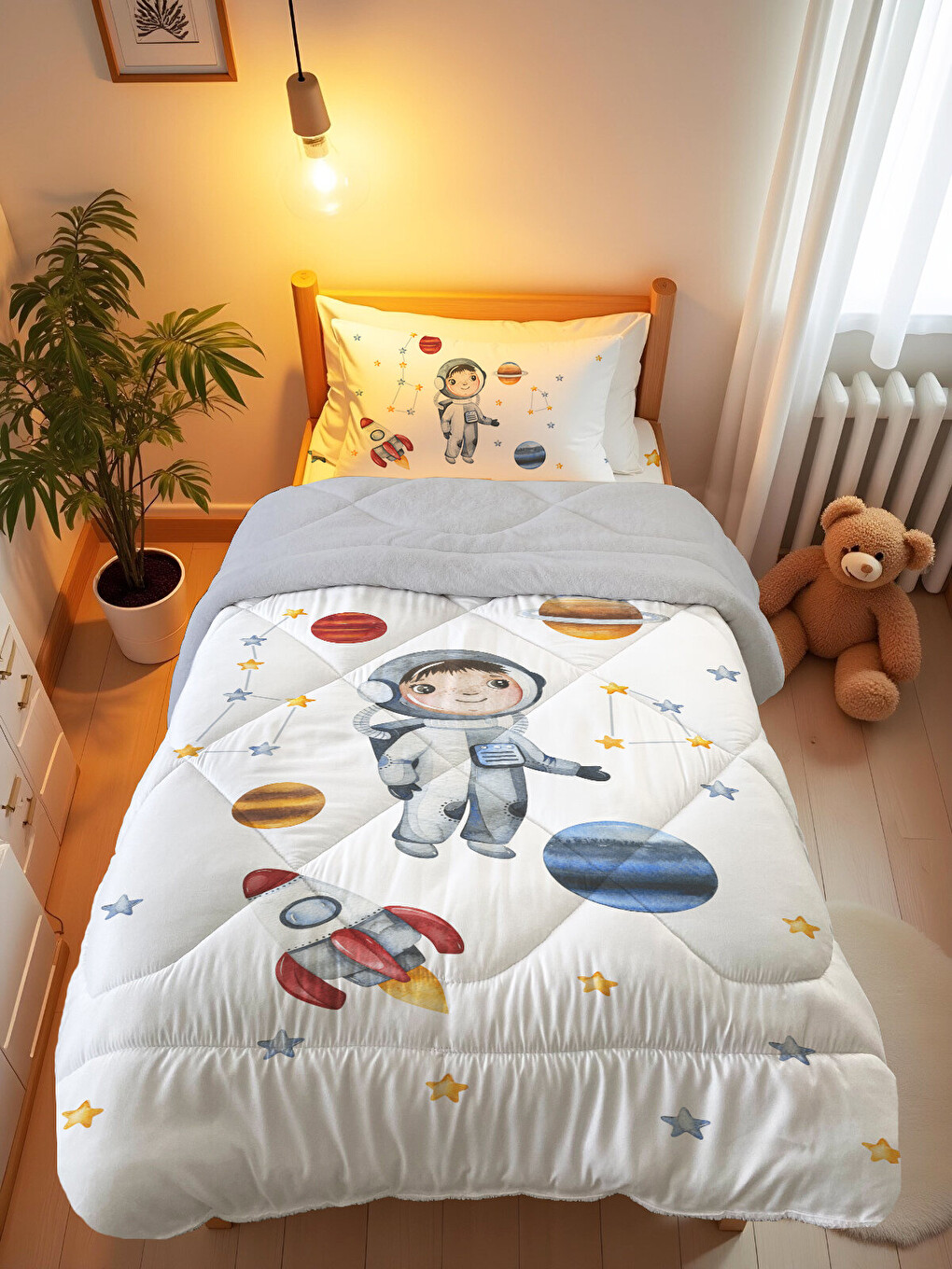 Beyaz Astronot Desenli Tek Kişilik 160x220 Cm Wellsoft Çift Taraflı Silikon Yorgan Ve Uyku Seti-2