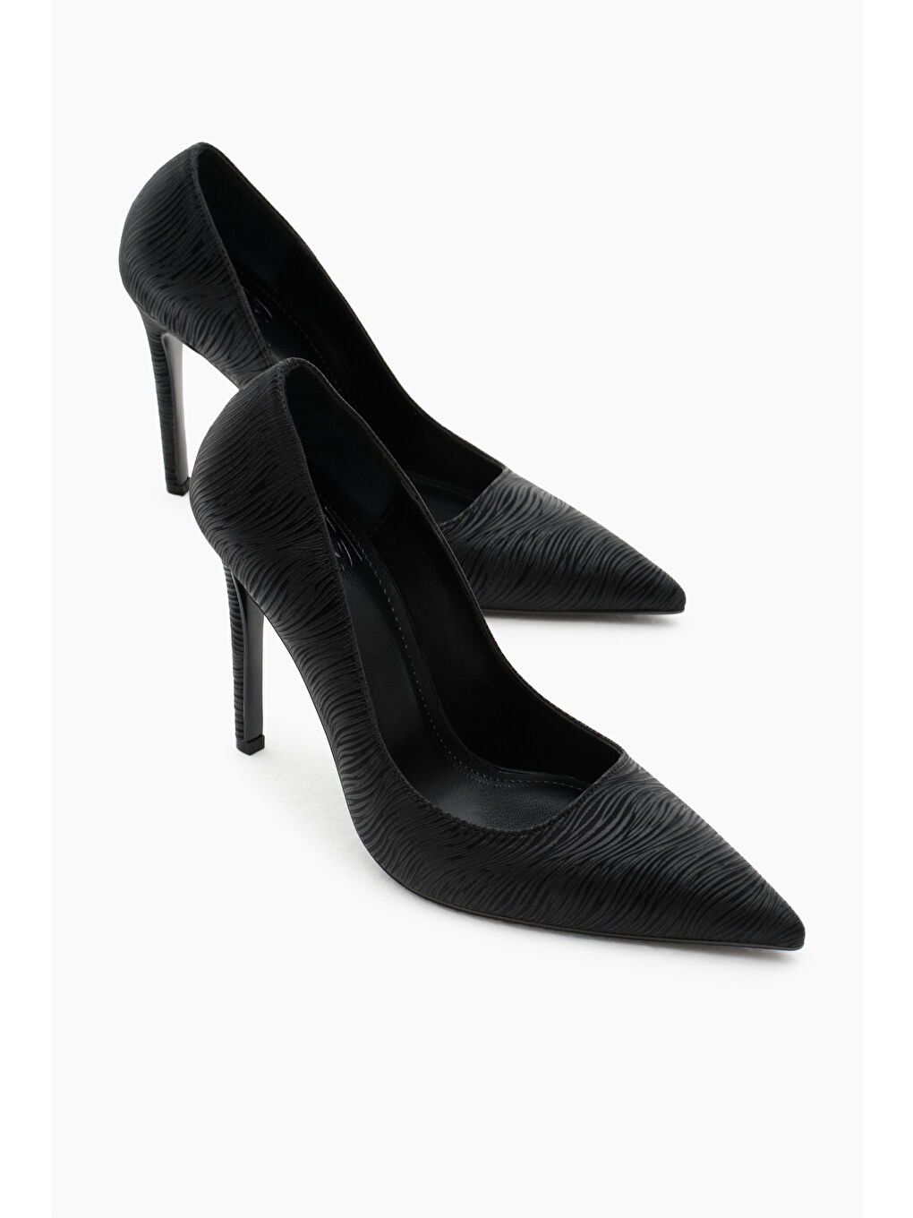 Kadın Siyah Neolit Taban Desenli Sivri Burunlu Yüksek Topuklu Ayakkabı-2