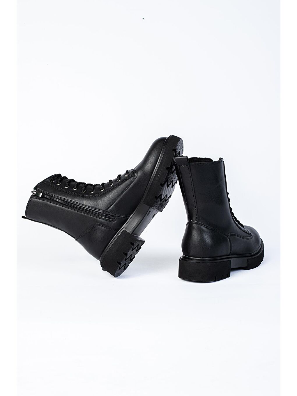 Siyah Yuvarlak Burunlu Fermuarlı Bağcıklı Erkek Bot-3