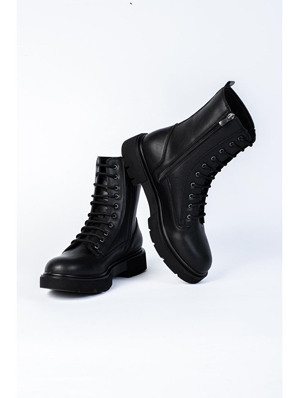 Siyah Yuvarlak Burunlu Fermuarlı Bağcıklı Erkek Bot-4