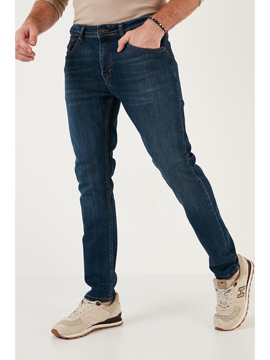 Lacivert Pamuklu Yüksek Bel Slim Fit Dar Paça Jeans 3300J31TOKYO