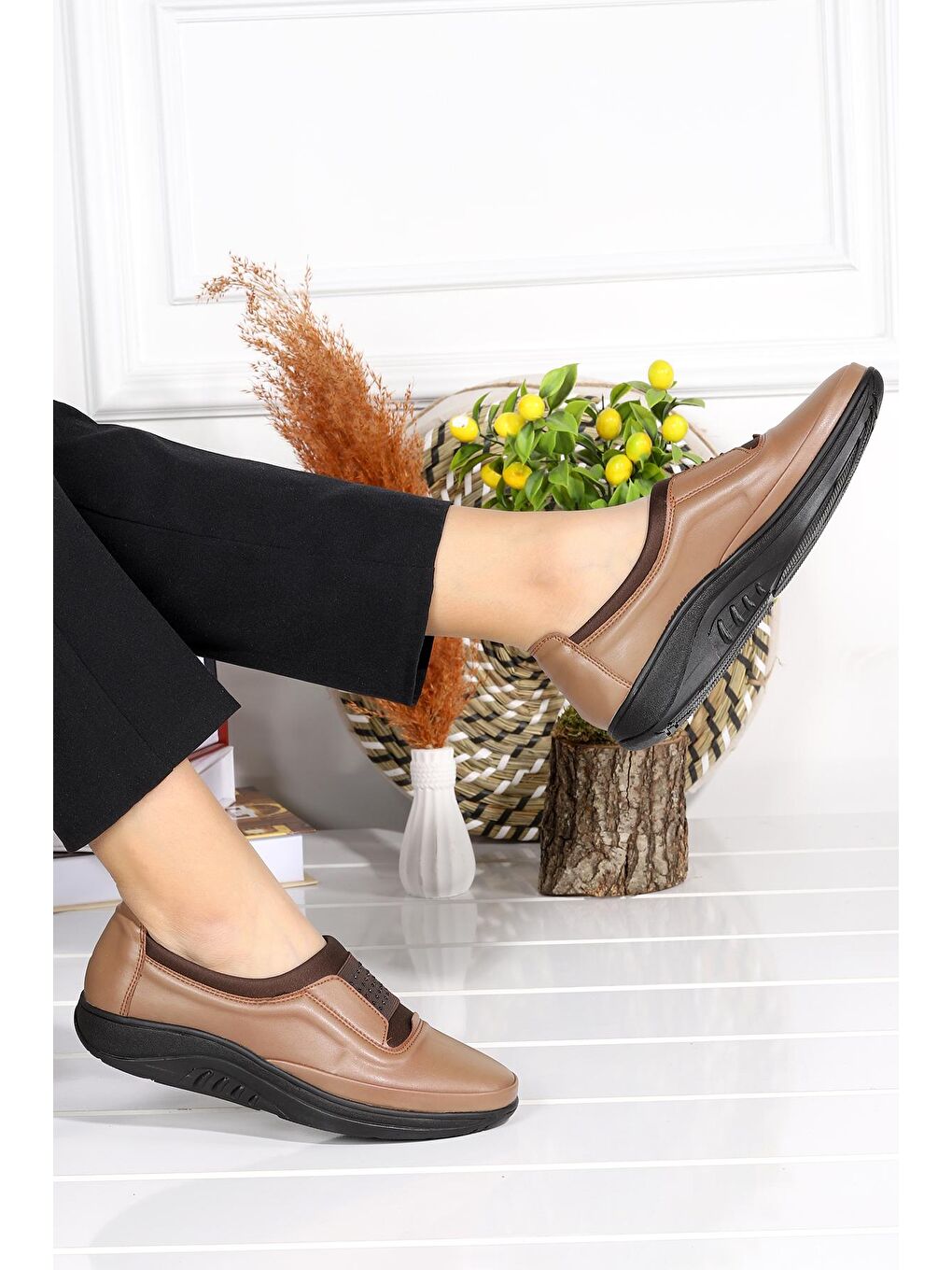 Bej Rahat Konfor Özel Topuk Jeli Anne Günlük Ayakkabı 705-2